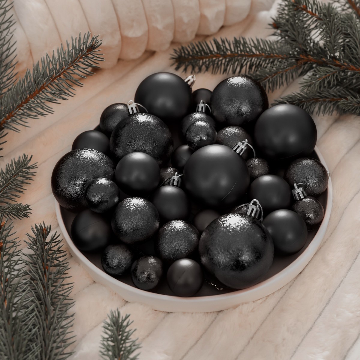 Dzięki naszym ozdobom choinkowym możesz:    Tworzyć wyjątkowe i niepowtarzalne kompozycje na choince.  Dekorować stół i parapety, tworząc piękne aranżacje.  Stworzyć urocze stroiki na drzwi i ozdoby na ościeżnice.